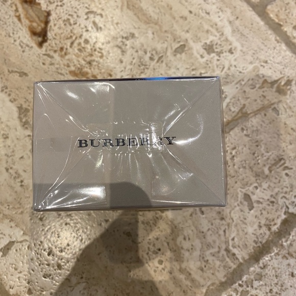 BURBERRY ✨ - Picture 4 of 4